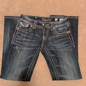 Miss Me Jeans Size 26 (28” inseam)